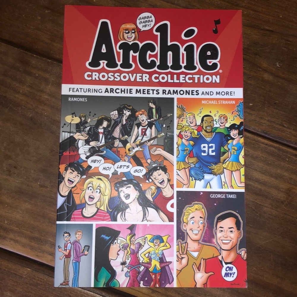Archie Comics Book - Picture 10 of 14